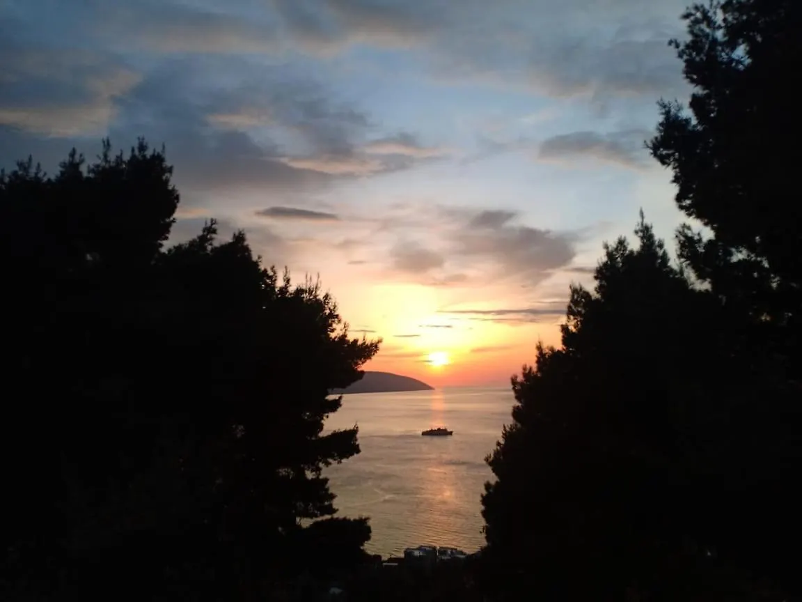 Apart-hotel Guesthouse Leko Vlorë