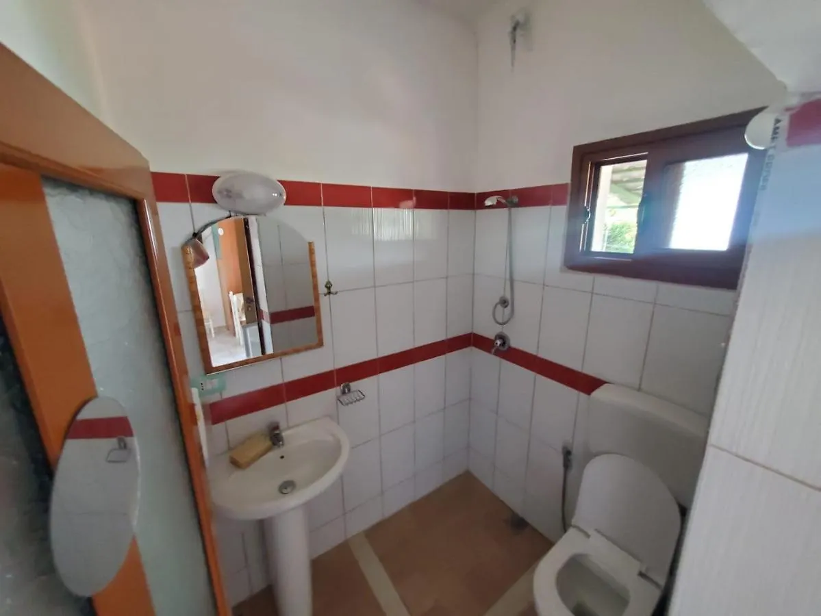 Guesthouse Leko Vlorë 0*,  Albanien