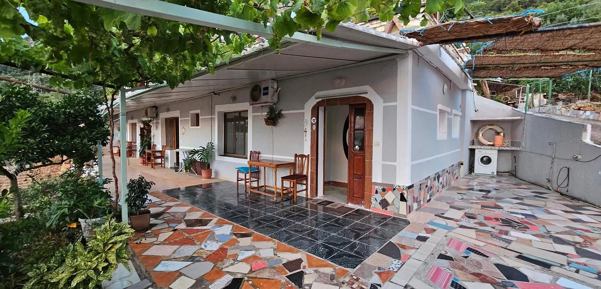 Guesthouse Leko Vlorë 0*,  Albânia